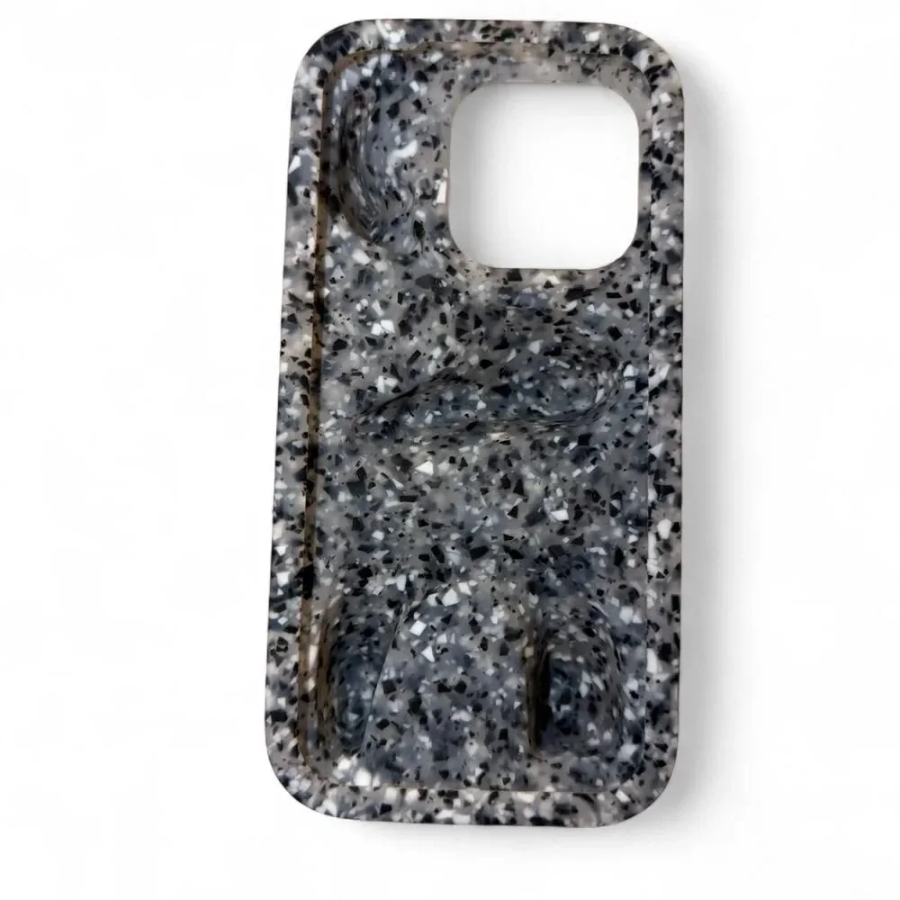 Bailey Hikawa Ishi Case Recycled Crater for iPhone 16 Pro